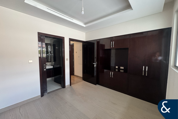 Single Row | Golf Views | Vacant | 4 Bed